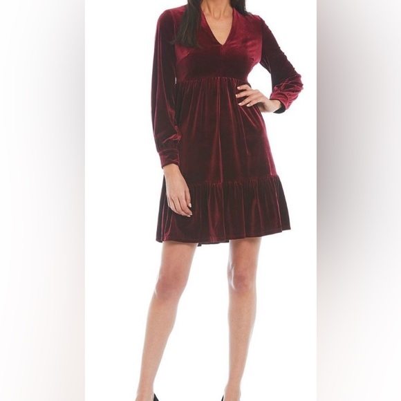 Just…Taylor Velvet Burgundy Babydoll Swing Dress - Picture 1 of 4